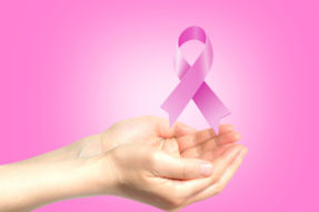 唱诵梵呗，清除了我的乳腺癌疾患