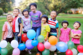 [视频]孩子们的欢乐家园