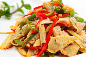 素食食谱：辣椒炒豆皮
